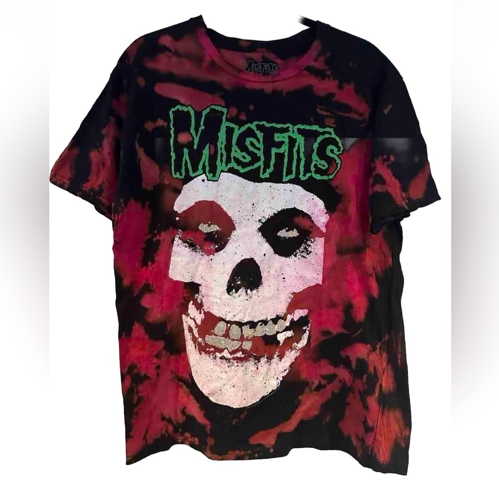 Women's Short Sleeve Tee - Red and Black